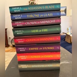 Sarah J. Maas ToG paperback